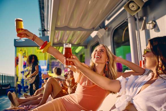 Virgin Voyages, Draught Haus 7.jpg